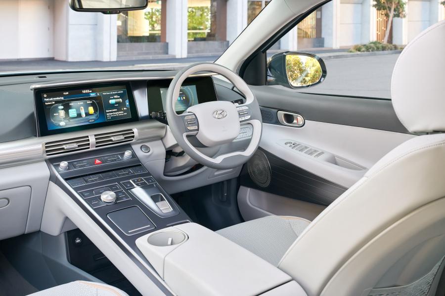 Интерьер Hyundai NEXO 2018 года  (AU) (фото 6 из 11)